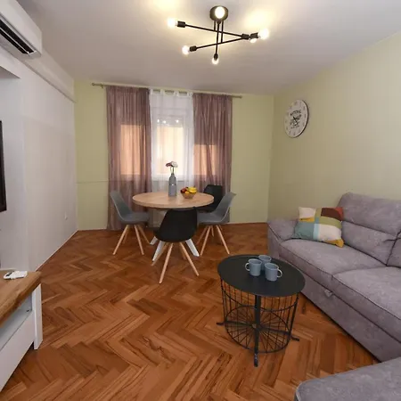 Two Bedroom Marinero Apartman *